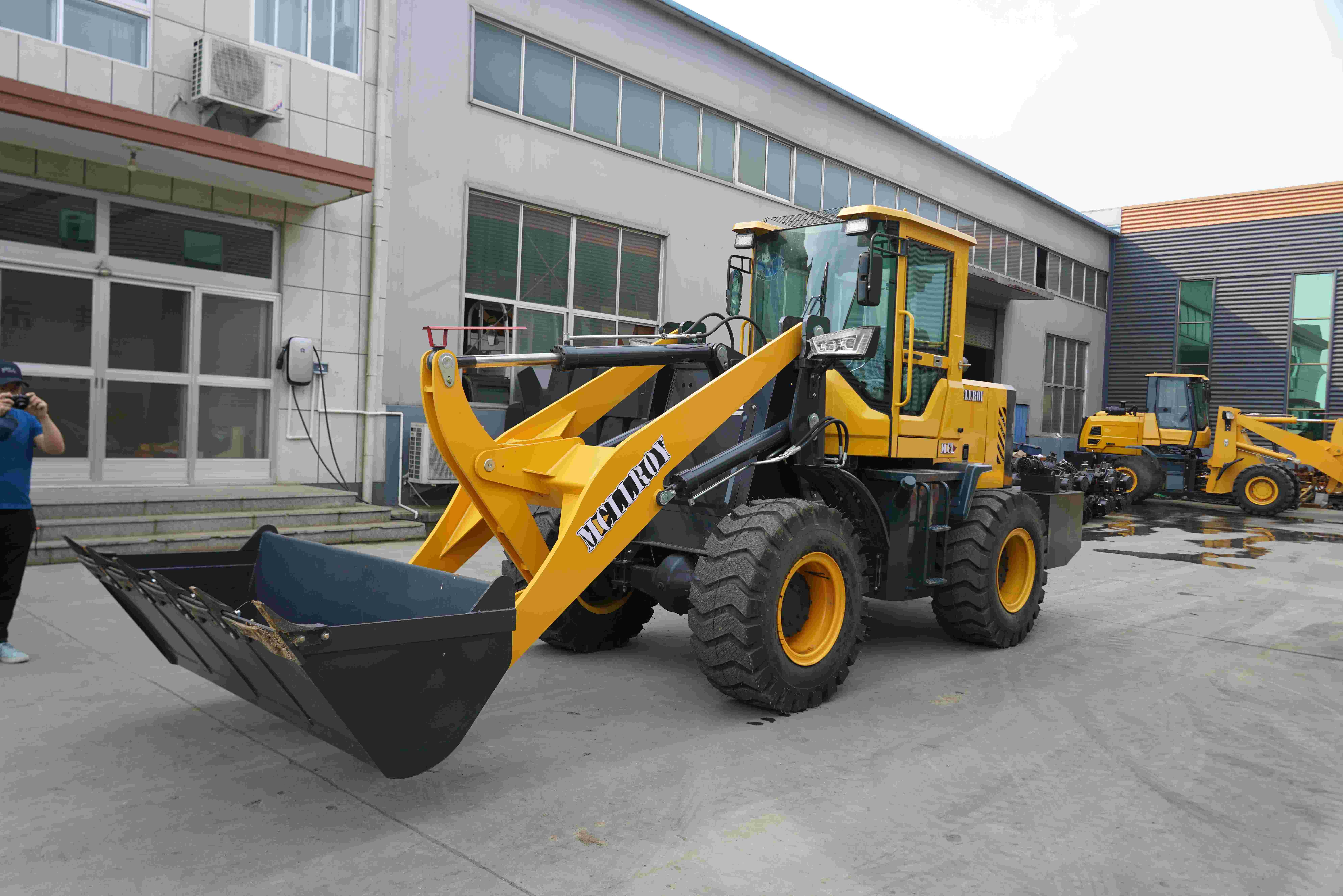 2800kg Front End Small Wheel Loaders In Lifting Heavy Objects
