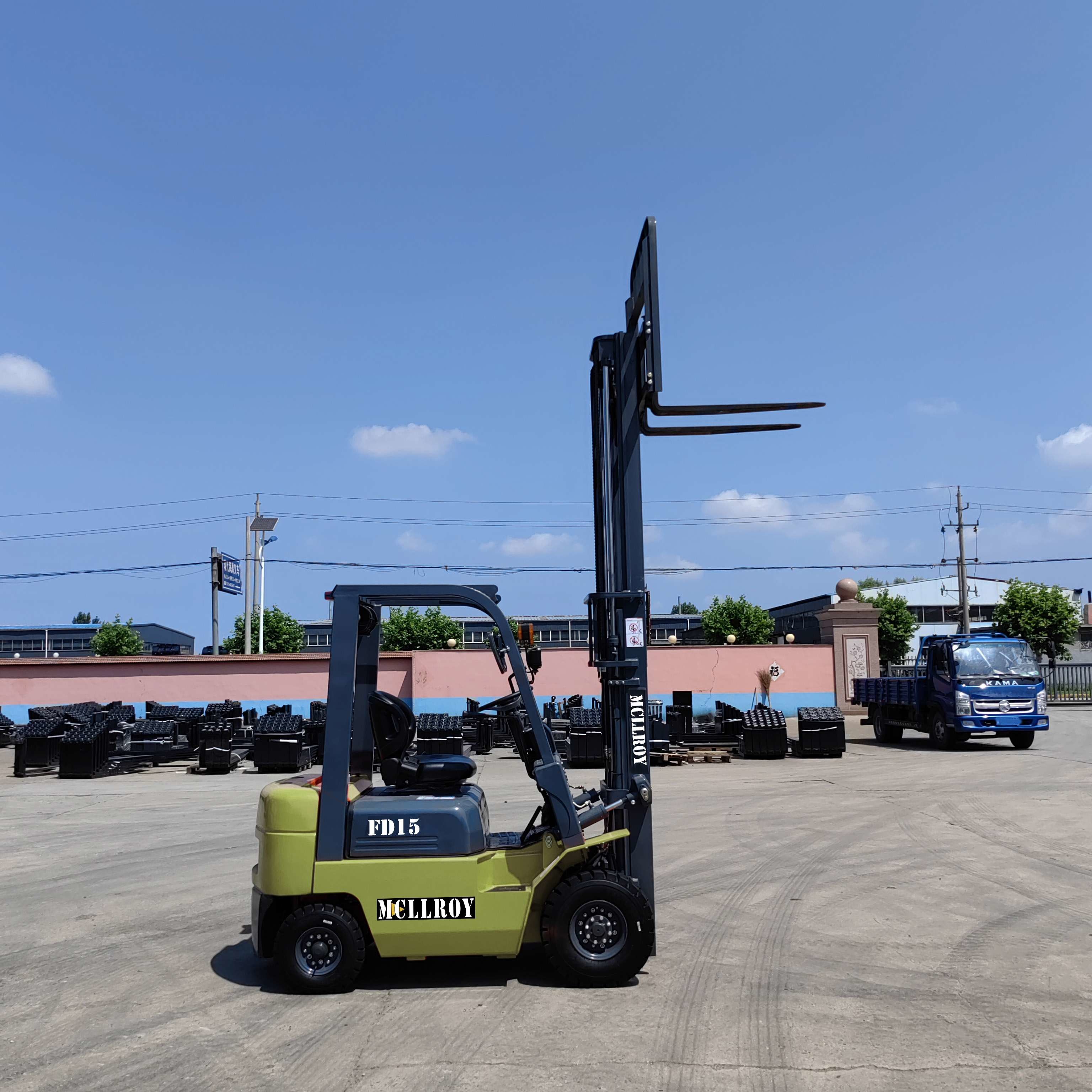 Compact Diesel Counterweight Forklift FD15 Comfortable Operation Easy Maintenance