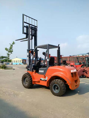 Xe nâng đường kính đáng tin cậy để tạo thuận lợi cho việc di chuyển hàng hóa từ một nơi đến nơi khác